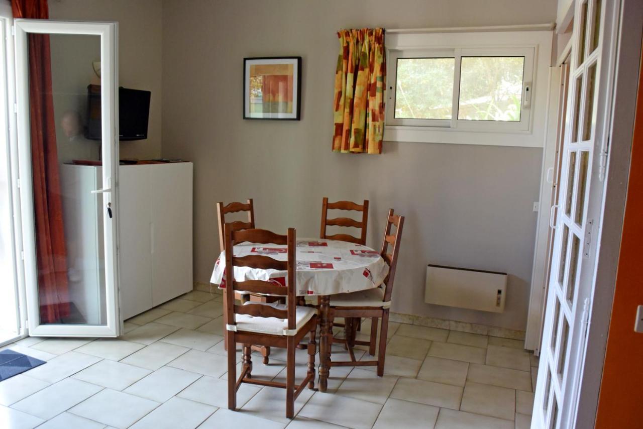 Appartements Dans Villa En Rez De Jardin Hyeres Exterior photo